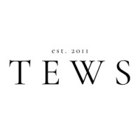 Tanis Emmett Wedding Style logo - Similar company to Drape & Stitch