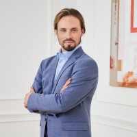 Jarek Widuch logo - Similar company to Thegloow.Com