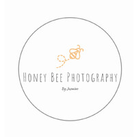 Honey Bee Photography by Jasmine logo - Similar company to Bee And Bloom Digital