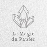 Podcast « La Magie du Papier » logo - Similar company to Horus X