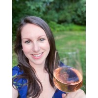 Wine Travelista logo - Similar company to Spark Consultants - Travel Smart - Travel Safe - Travel Sustainable