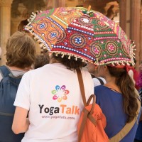 YogaTalk logo - Similar company to Square1