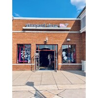 vineyard vines Leesburg Outlet logo - Similar company to Eizo Nordic