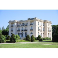 Le Château de Sept-Saulx logo - Similar company to Grinyland