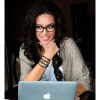 Caitlin Schlichting - Digital Marketer