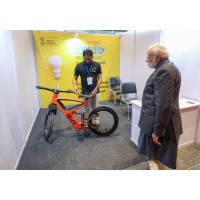 Helen Bikes™ logo - Similar company to Bhookle