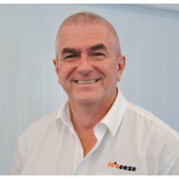 It'seeze Northampton logo - Similar company to How I Became Podcast
