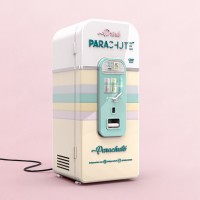 Parachute logo - Similar company to Maddox