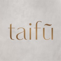 TaifuCosmetics logo - Similar company to El Gatonauta