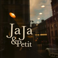 Les2JaJa logo - Similar company to Becomev
