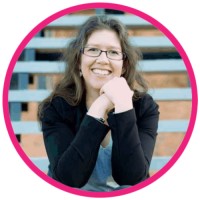 Crochet Penguin logo - Similar company to Crochet Designer