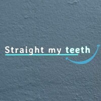 Straight My Teeth logo - Similar company to Bee Smile