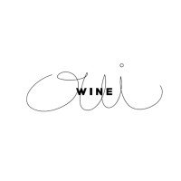 Oui Wine logo - Similar company to Pago De Tharsys