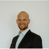 Landi-Care logo - Similar company to Hocaboo.Com
