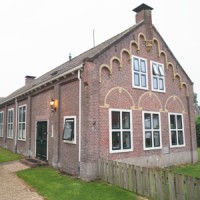 Dorpshuis Ons Huis Hoorn Terschelling logo - Similar company to Agterberg Bedrijven