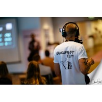 Vangsfeldt Film logo - Similar company to Gomember - Selvkørende Foreningsadministration