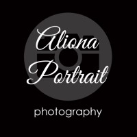 Aliona Portrait Photography logo - Similar company to Aurélien Romain Photography