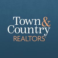 Town & Country Realtors logo - Similar company to Roe Digital Inc.