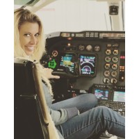 Oxer Air logo - Similar company to Яair