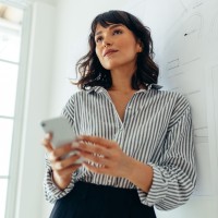 Female Empowerment by Arwen Lycka logo - Similar company to Comcrypto Gmbh