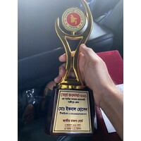 D Fashion logo - Similar company to Moonshot Technology Ltd.