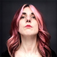 Lucie Logier Photographe logo - Similar company to Kodea - Formations Au Digital & Intelligence Artificielle