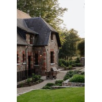Le Temps de Vivre - Chimay logo - Similar company to Capcore