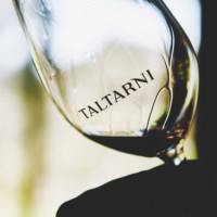 Taltarni Vineyards / Clover Hill Wines logo - Similar company to Curly Flat Vineyard