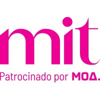 Club MOA mit logo - Similar company to Docenteo