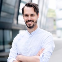 Lars Hæhre AS logo - Similar company to Sternblick As