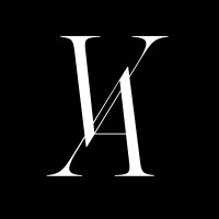 VARA ART logo - Similar company to C!Ub