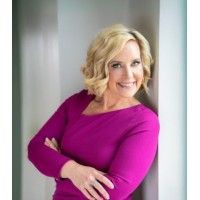 Tiffany Holtz Real Estate Group logo - Similar company to First Weber