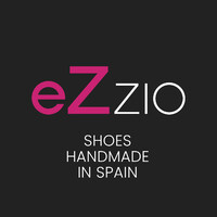 Ezzio Shoes Official logo - Similar company to Dansi