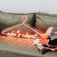 Aloe's Closet logo - Similar company to Merchful