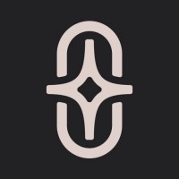 MirrorMe Self-Portrait Photo Studio logo - Similar company to Pinnacle Digital Solutions Ltd