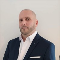 Guillaume Bétron BSK immobilier logo - Similar company to Bjs Optical
