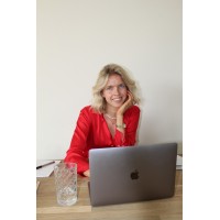 Design Studio Cocoon logo - Similar company to Minimuc Design Studio