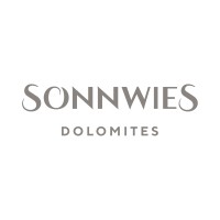 Sonnwies Dolomites logo - Similar company to Bloom & Wolf