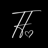 Ilaria Troiano le studio logo - Similar company to Luciole Studio