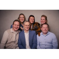 Van Breukelen makelaars in zekerheid logo - Similar company to Bereschoon