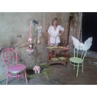 BOHEMIARE... art with a social platform® logo - Similar company to Berti Design