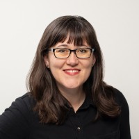 Holli with an i Photography logo - Similar company to Advanced Wellness Medical