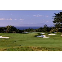 Bayonet Black Horse logo - Similar company to Pebble Beach Golf