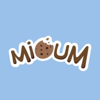 MiOUM™ logo - Similar company to Greendoz- Les Léguminées🥕