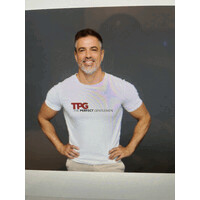 The Perfect Gentlemen logo - Similar company to Conociverso
