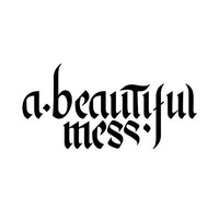 A Beautiful Mess logo - Similar company to Vertel Es - Online Taalcafé