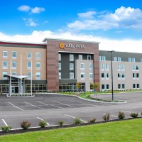 Wyndham at Mount Laurel & Moorestown logo - Similar company to La Quinta Inn & Suites By Wyndham Jackson Airport