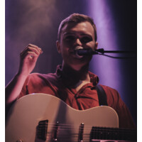 Touring Musician logo - Similar company to Sametunes - Social Music