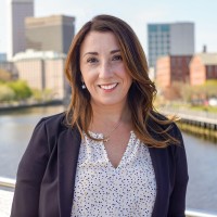 Freedom Finance logo - Similar company to Phoenix Technologies, Inc