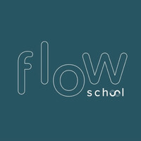 FlowSchool logo - Similar company to Bequal • Por Thais Cassano